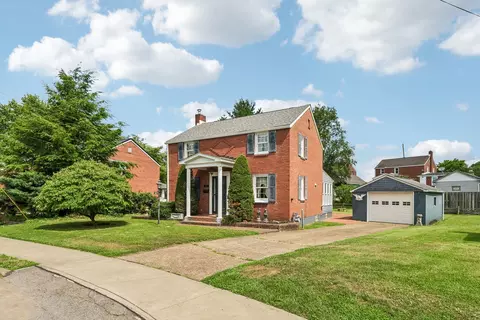 21 Lenzman, Ambridge, PA 15003