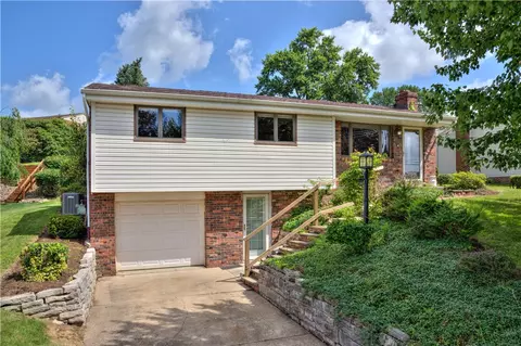 609 Bluestone Dr, Allison Park, PA 15101