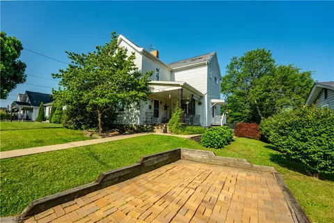 414 Seventh Ave Patt Hts, Beaver Falls, PA 15010