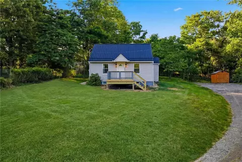 2913 E Bardonner Rd, Gibsonia, PA 15044