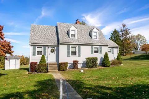 139 Holly Place Rd, Mount Pleasant, PA 15666