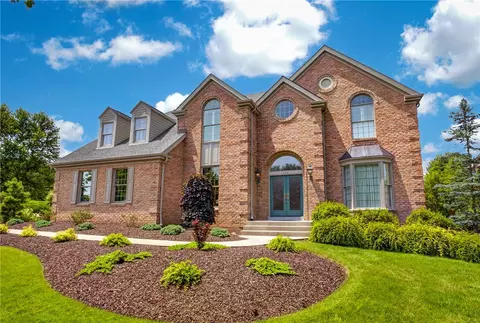 154 Bittersweet Cir, Venetia, PA 15367