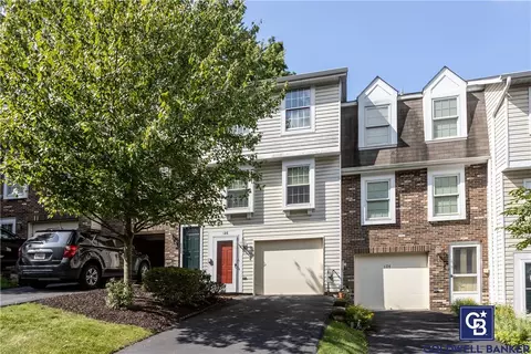 126 Rossmor Ct, Pittsburgh, PA 15229