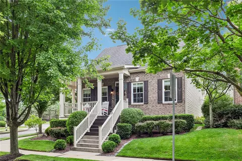 532 Paddington Ln, Cranberry Township, PA 16066