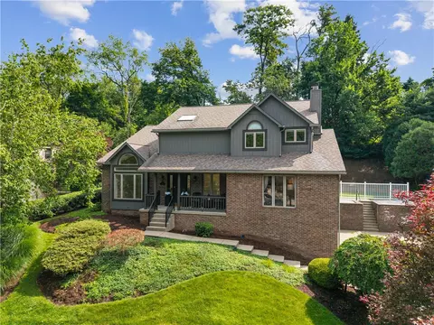 122 Trotwood Dr, Monroeville, PA 15146