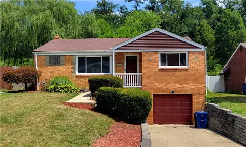 1035 Sanda Dr, Pittsburgh, PA 15227