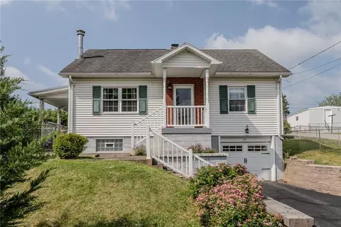 57 8th St, Uniontown, PA 15401