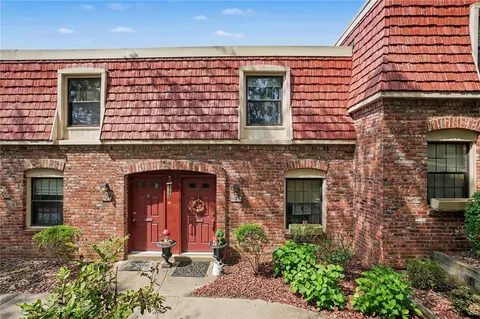 1232 Pennsbury Blvd, Pittsburgh, PA 15205