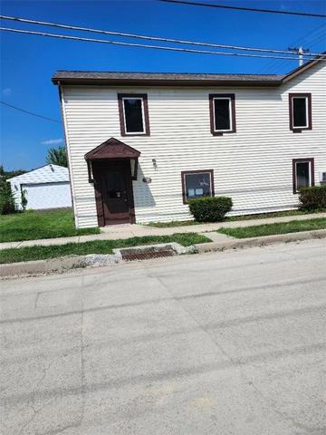 705 Church St, Wampum, PA 16157