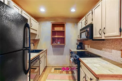 Kitchen - 394 3rd St, Beaver, PA 15009 photo 1 of 2