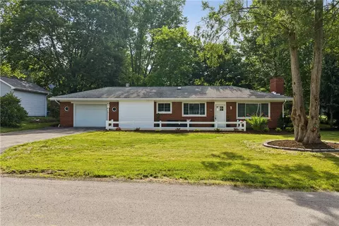 138 Rama Rd, Beaver Falls, PA 15010
