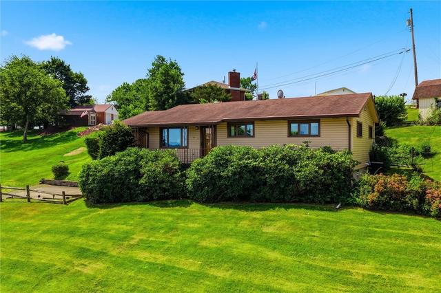 14 Oak St, Charleroi, PA 15022