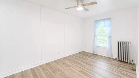Bedroom - 439 Longfellow, Vandergrift, PA 15690 photo 4 of 4