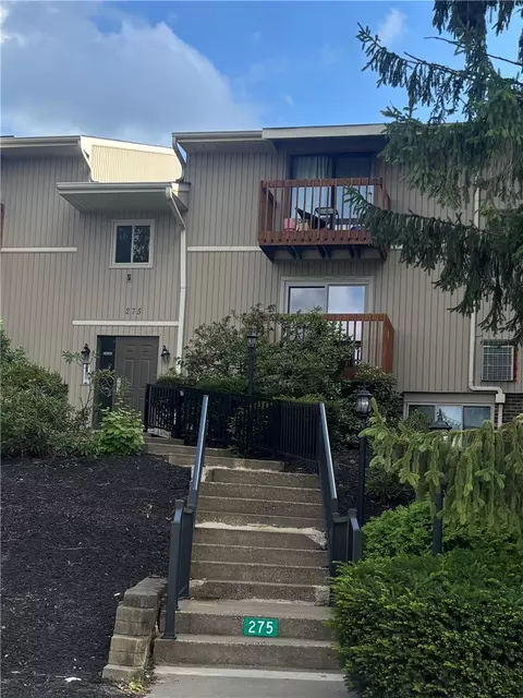 27512 Evergreen Run, Imperial, PA 15126