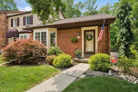 51 Unity Square Dr, Greensburg, PA 15601