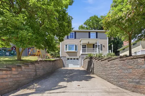 217 12th, Aspinwall, PA 15215