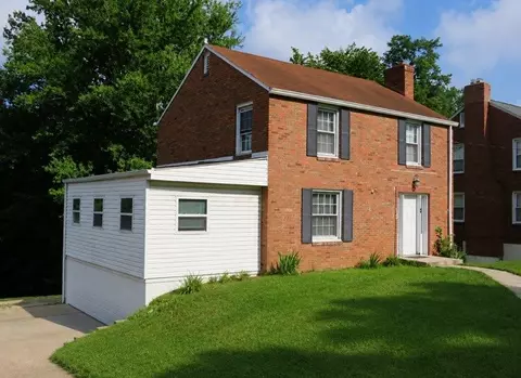 5470 Library Rd, Bethel Park, PA 15102