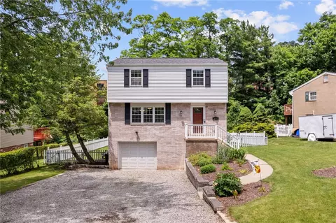 1033 Maripat Dr, South Park, PA 15129