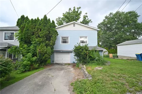 1115 Roosevelt St, New Castle, PA 16101