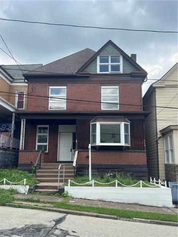 114 Hampton St, Wall, PA 15148