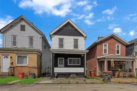 1703 4th Ave, Beaver Falls, PA 15010