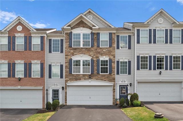 135 Cole Ct, Harmony, PA 16037