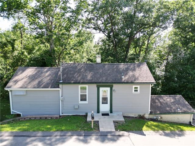2610 Oakhill Dr, South Park, PA 15129