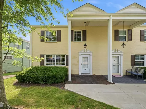 68 Chapel Dr, Pittsburgh, PA 15237