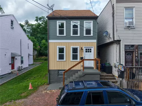 117 Fountain St, Pittsburgh, PA 15212
