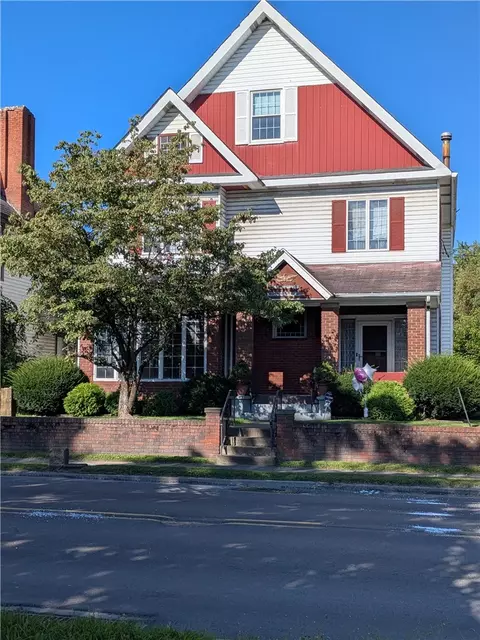 200 S Walnut St, Blairsville, PA 15717