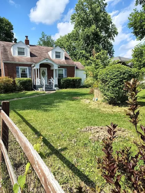 6 Harmar Dr, Cheswick, PA 15024
