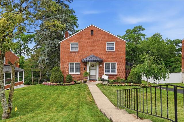 1076 Greenlawn Dr, Pittsburgh, PA 15220