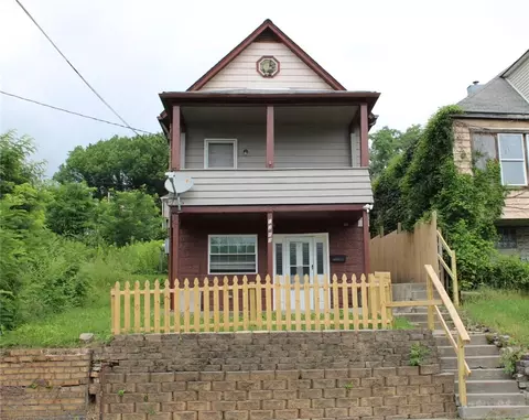 1269 8th Ave, Natrona Heights, PA 15065