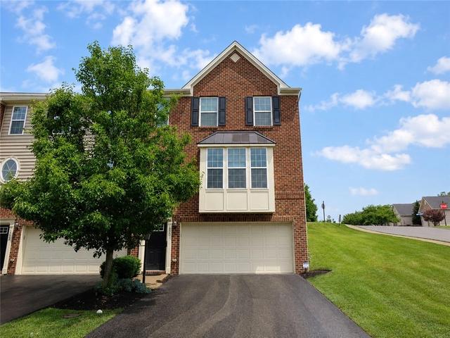 1000 Grey Fox Cir, Bridgeville, PA 15017