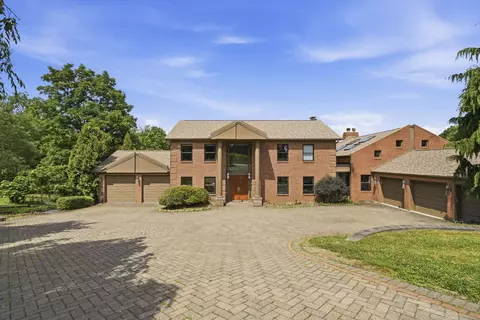 2117 Haymaker Rd, Monroeville, PA 15146