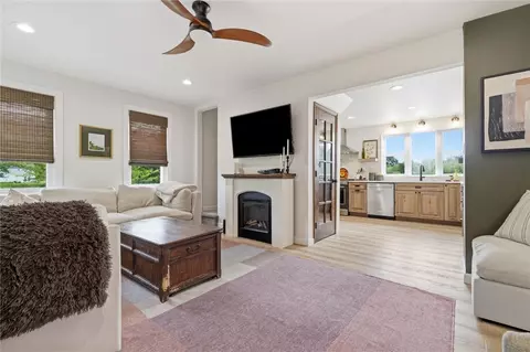 5106 Hardt Rd, Gibsonia, PA 15044 photo 7