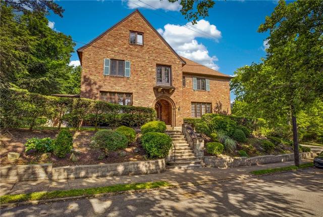 6430 Bartlett St, Pittsburgh, PA 15217