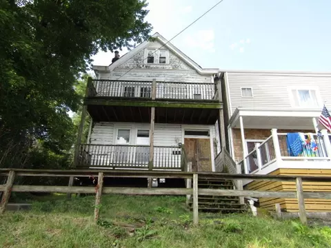 2620 Stromberg St, Pittsburgh, PA 15203