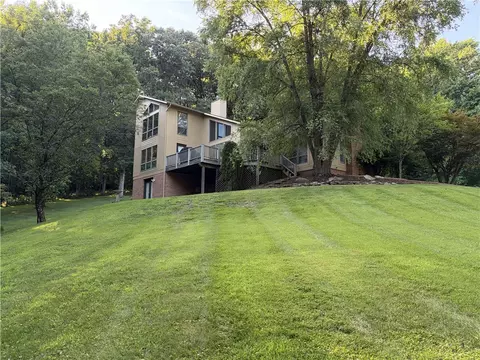 4900 Cole Rd, Murrysville, PA 15668