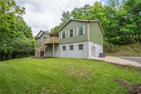 766 Old National Pike, Claysville, PA 15323