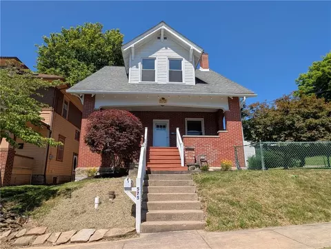 575 Huffman St, Waynesburg, PA 15370