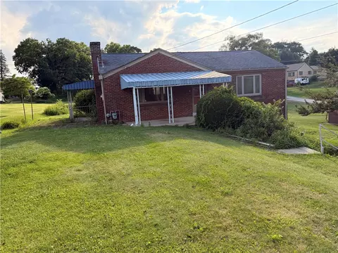 31 Ewing Rd, Mckees Rocks, PA 15136