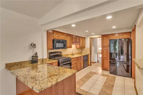 Kitchen - 23 Hones Rd, Export, PA 15632 photo 3 of 4