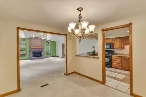 Living - 23 Hones Rd, Export, PA 15632 photo 5 of 9