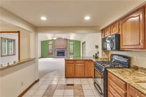 Kitchen - 23 Hones Rd, Export, PA 15632 photo 2 of 4