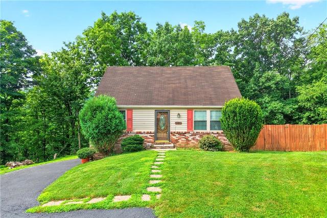 2645 Keats Dr, South Park, PA 15129