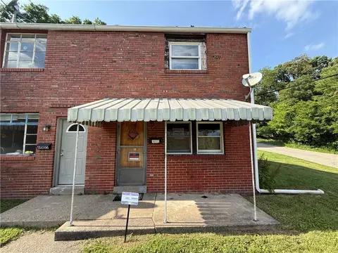 6006 Soltis Dr, Clairton, PA 15025