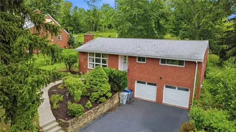 116 Hidden Valley Rd, Canonsburg, PA 15317