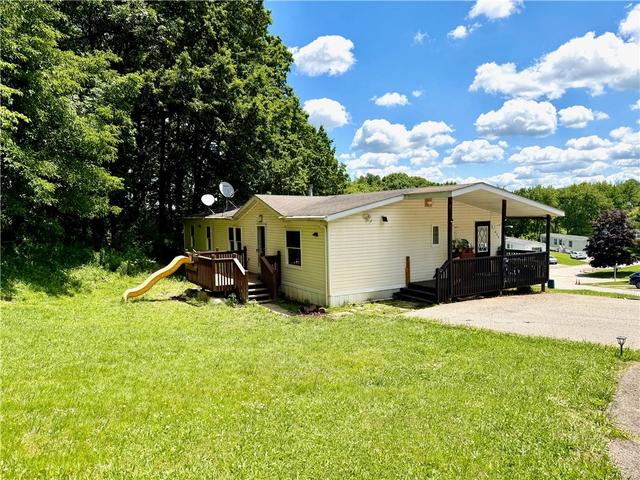 820 Maple Ct, Cranberry Township, PA 16066