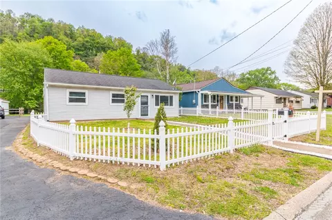 2873 N Mdw, Natrona Heights, PA 15065